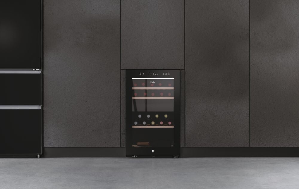 Racitoare de vinuri Wine Bank 50 Seria 7 Freestanding, 2 zone, 42 sticle, Iluminare LED, Clasa G, L x A x I (mm) 497x585x820