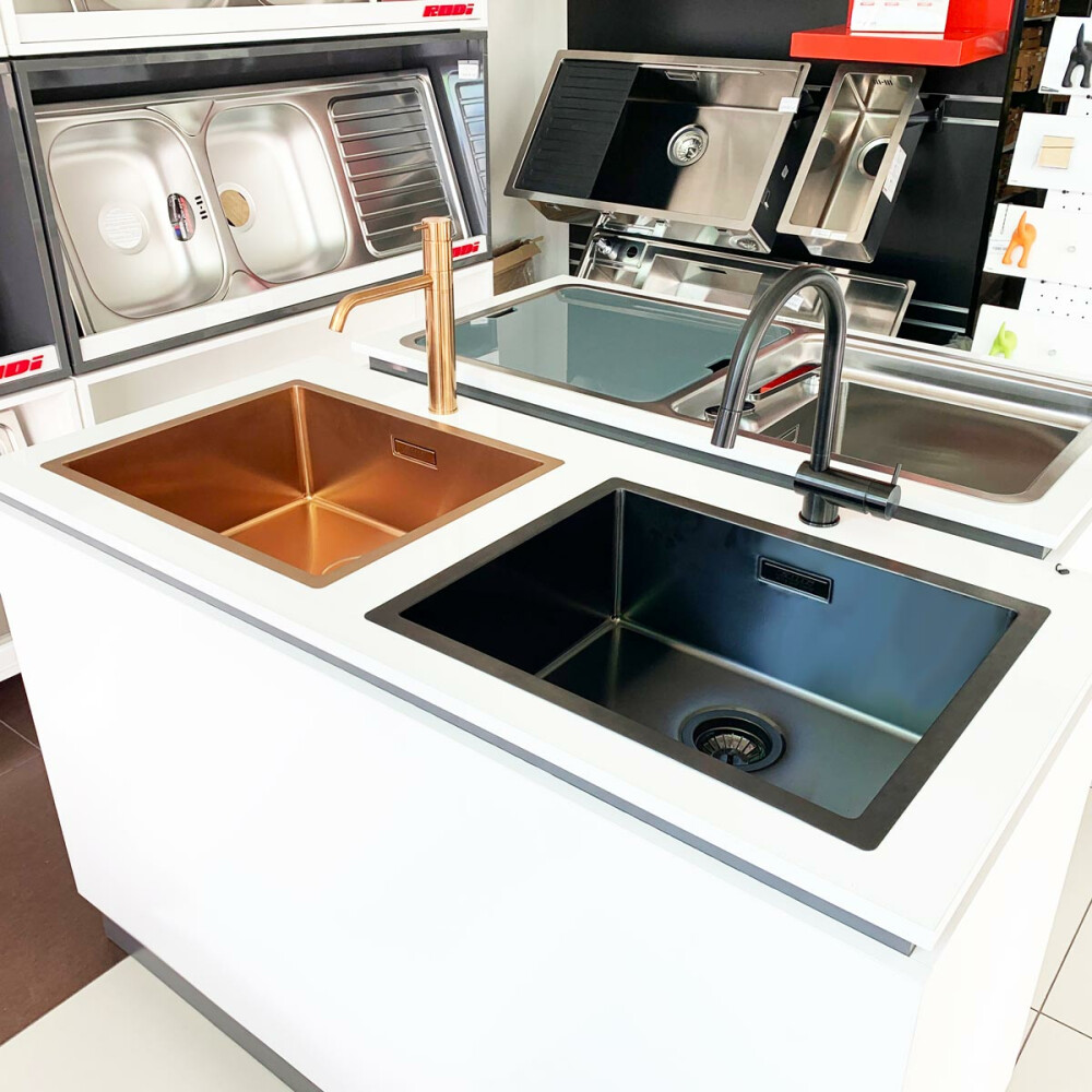 Chiuveta bucatarie inox CookingAid BOX LUX 50 GREY cu strat PVD ceramic culoare gri + accesorii montaj