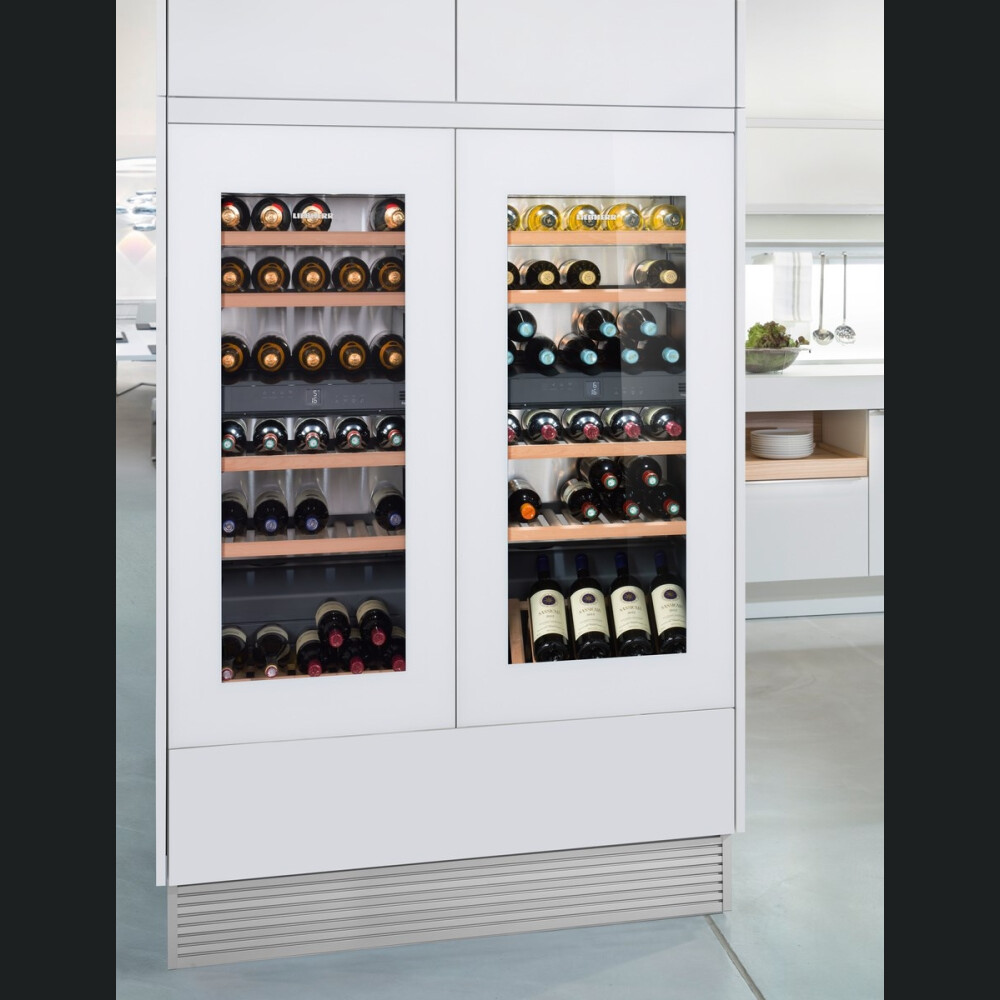 Vitrina de vin incorporabila Liebherr Premium EWTgw 2383, 51 sticle, 169 l, G