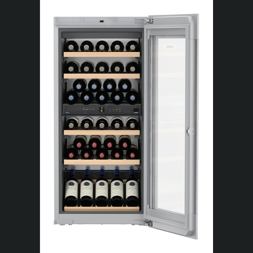 Vitrina de vin incorporabila Liebherr Premium EWTgw 2383, 51 sticle, 169 l, G