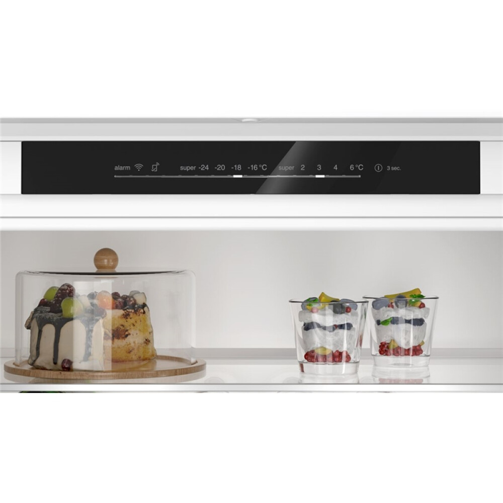 Combina frigorifica incorporabila noFrost Siemens KB96NVFE1, iQ300, hyperFresh, Lumina cu LED, clasa E, 383 l