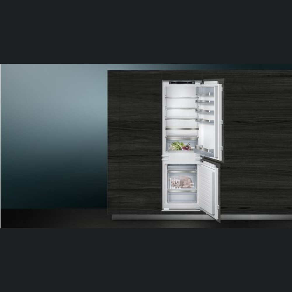 Combina frigorifica incorporabila Siemens KI86SAFE0 iQ500 ,cu zonă de congelare inferioară , 177,2 x 55,8 cm ,balama plată, C, 266 l