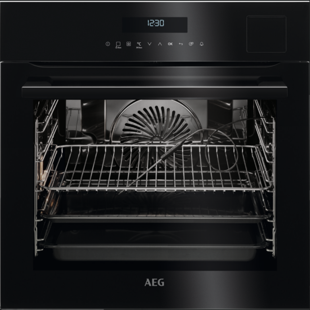 Cuptor cu functie de abur AEG BSE792320B,STEAMPRO, A+, 70 l, negru