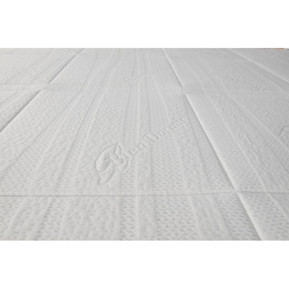 Pat boxspring Vadret, tapitarie patrate mari, inaltime capat pat 140 cm, saltea inclusa, topper inclus