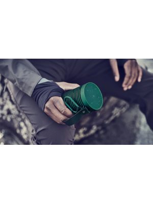 Boxa de exterior rezistenta la apa Bang & Olufsen Beosound Explore, Green