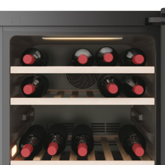 Racitoare de vinuri Wine Bank 50 Haier HWS77GDAU1 Seria 7 Freestanding, 2 zone, 77 sticle, Iluminare LED, Clasa G, L x A x I (mm) 497x585x1270